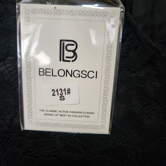 BELONGSCI Women's Dress Sweet & Cute V-Neck Bell Sleeve Shift Dress Mini Dress - Picture 6 of 9